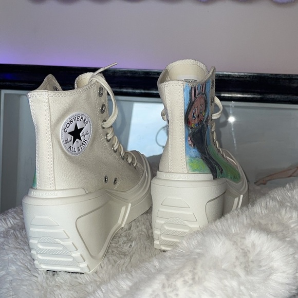 Converse hand painted customized White Platform Sneakers with Character By me - Picture 4 of 16